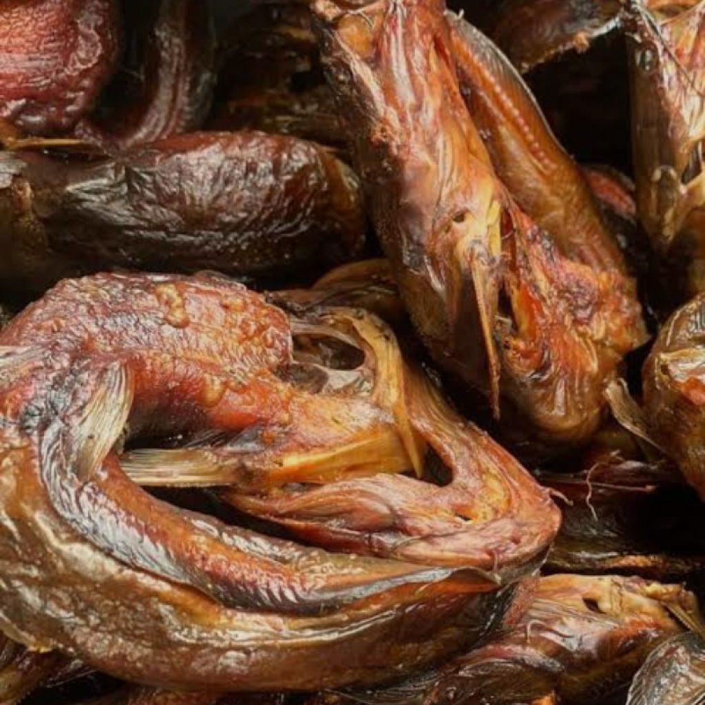 916751.Seafood sales specialist

2.Aquatic products sales officer